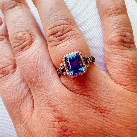 Rose Gold Tanzanite/Diamond Ring